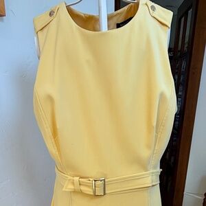 White House Black Market - Size 10 - Yellow Sleeveless Sheath dress with belt